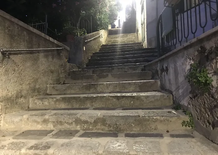 Palazzo Cocò Sentiero dei Limoni